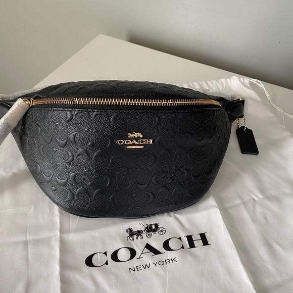 Coach Embossed pattern belt bag - Picture 3 of 8